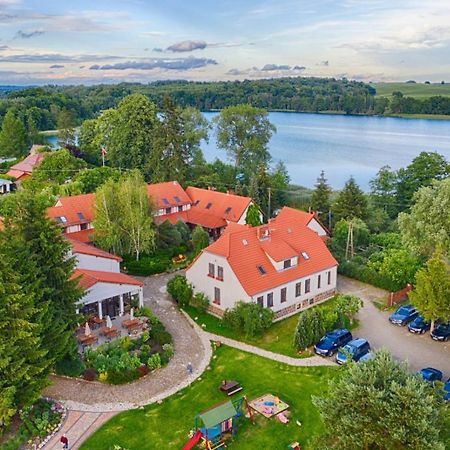 Folwark Na Polwyspie Hotel Uraz  Eksteriør billede